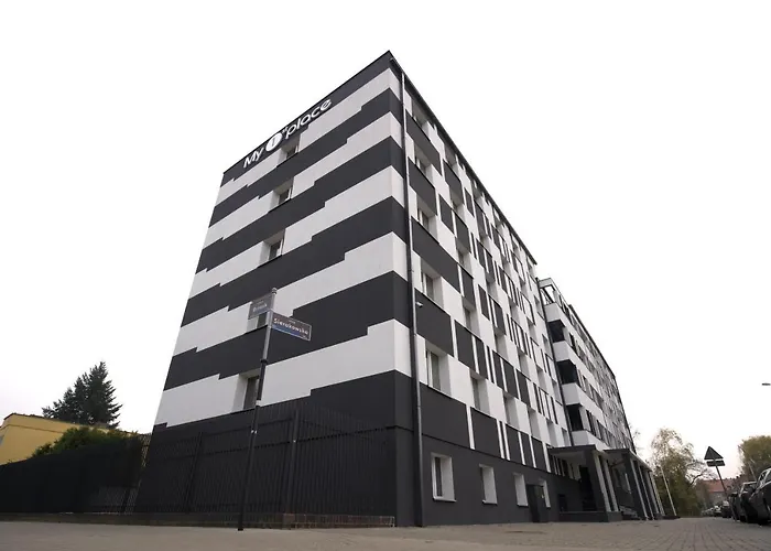 Aparthotel My 1st Place